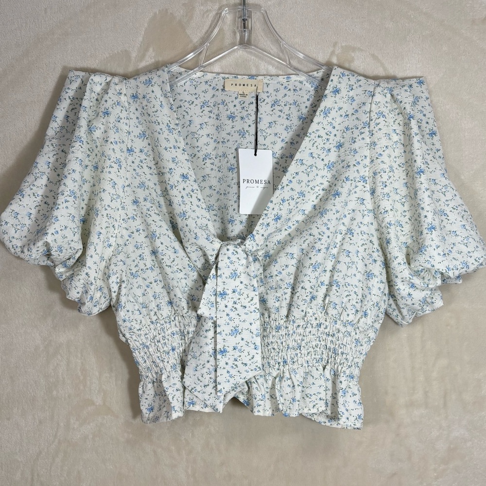 Promesa Women’s Romantic Dainty Floral Puff Sleeve Smocked Waist Top Size L NWT